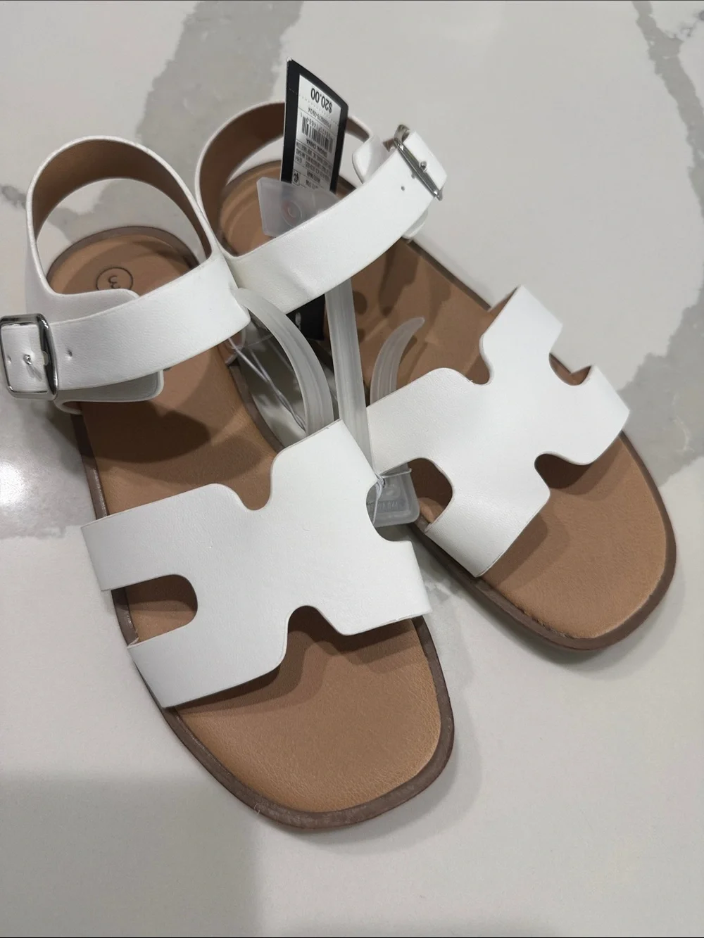 art class White Leather Look Girls Sandals